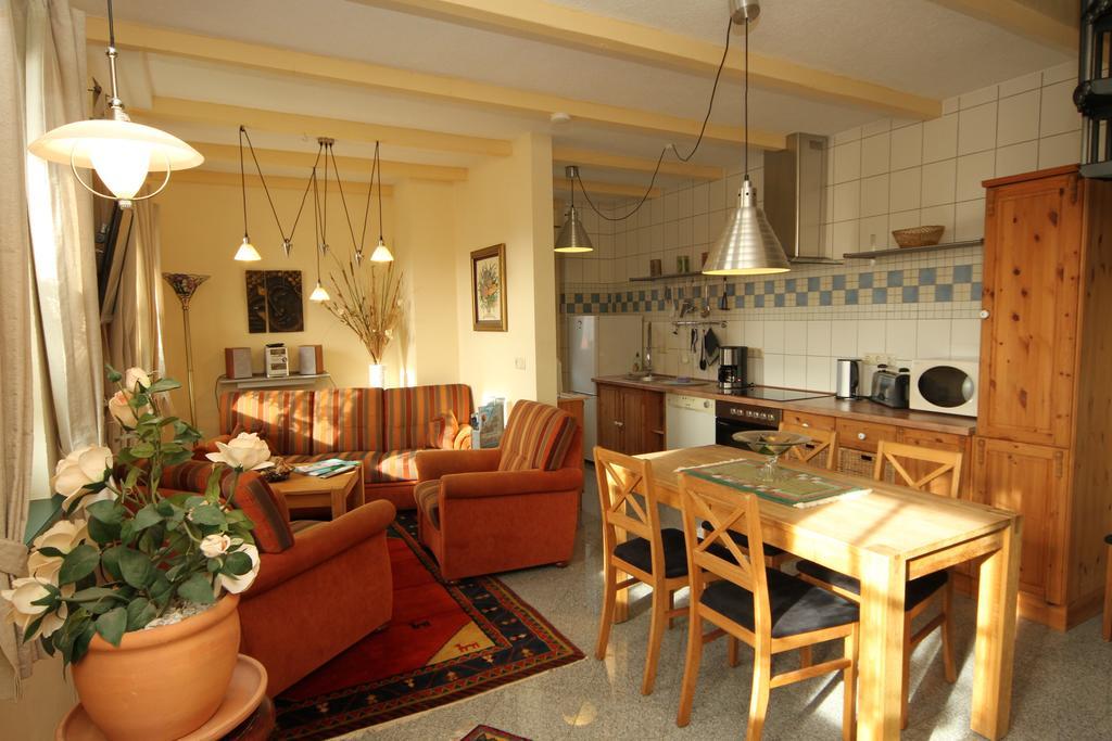 Appartement Ferienwohnanlage Alte Molkerei à Rankwitz Extérieur photo